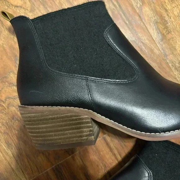 Black Ankle Boots - Picture 2 of 8